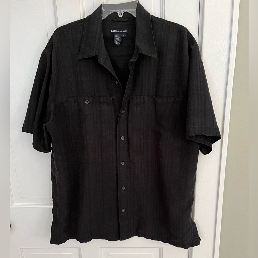 5.11 Tactical Series Shirt Men's XL Short Sleeve Button Down Black Workwear